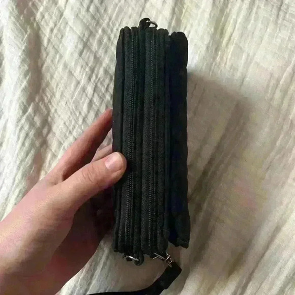 Vera Bradley Black Quilted Wristlet - Picture 4 of 7